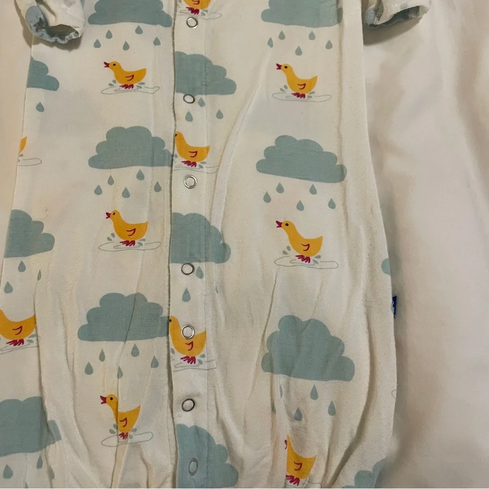 Kickee Pants Cream and Blue Rubber Duck Convertible Gown Size 0-3 months